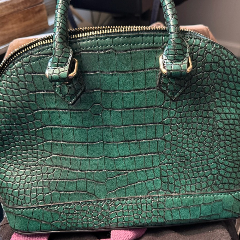 Green Crocodile-Embossed Women's Bag